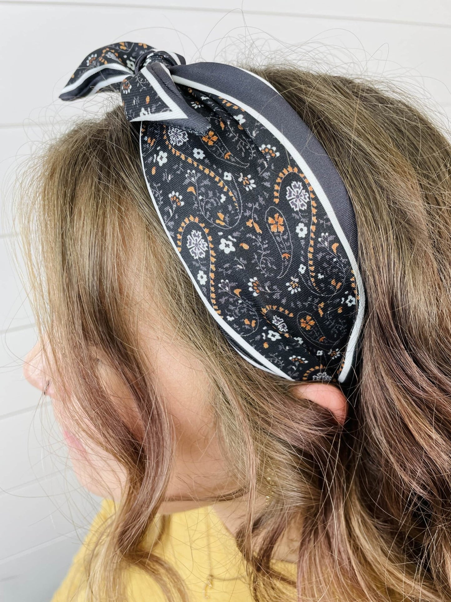 Black Paisley Boho Satin Scarf Bow Knot Headband - Gray Bird