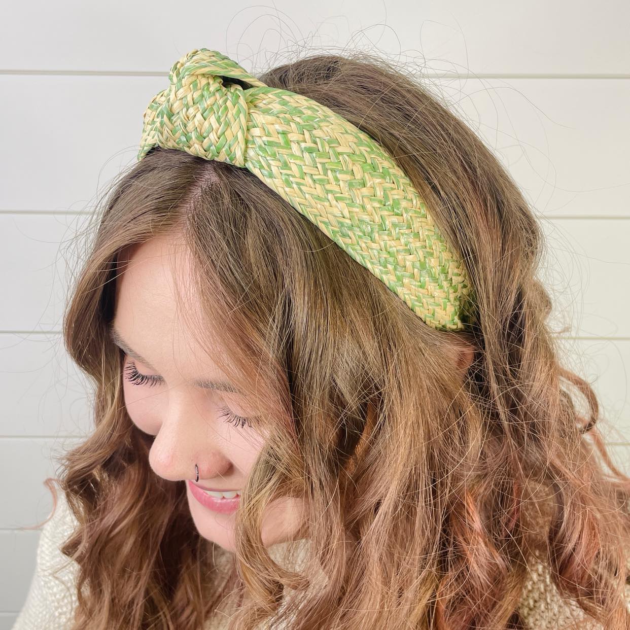 Green & Natural Rattan Woven Knot Headband - Gray Bird