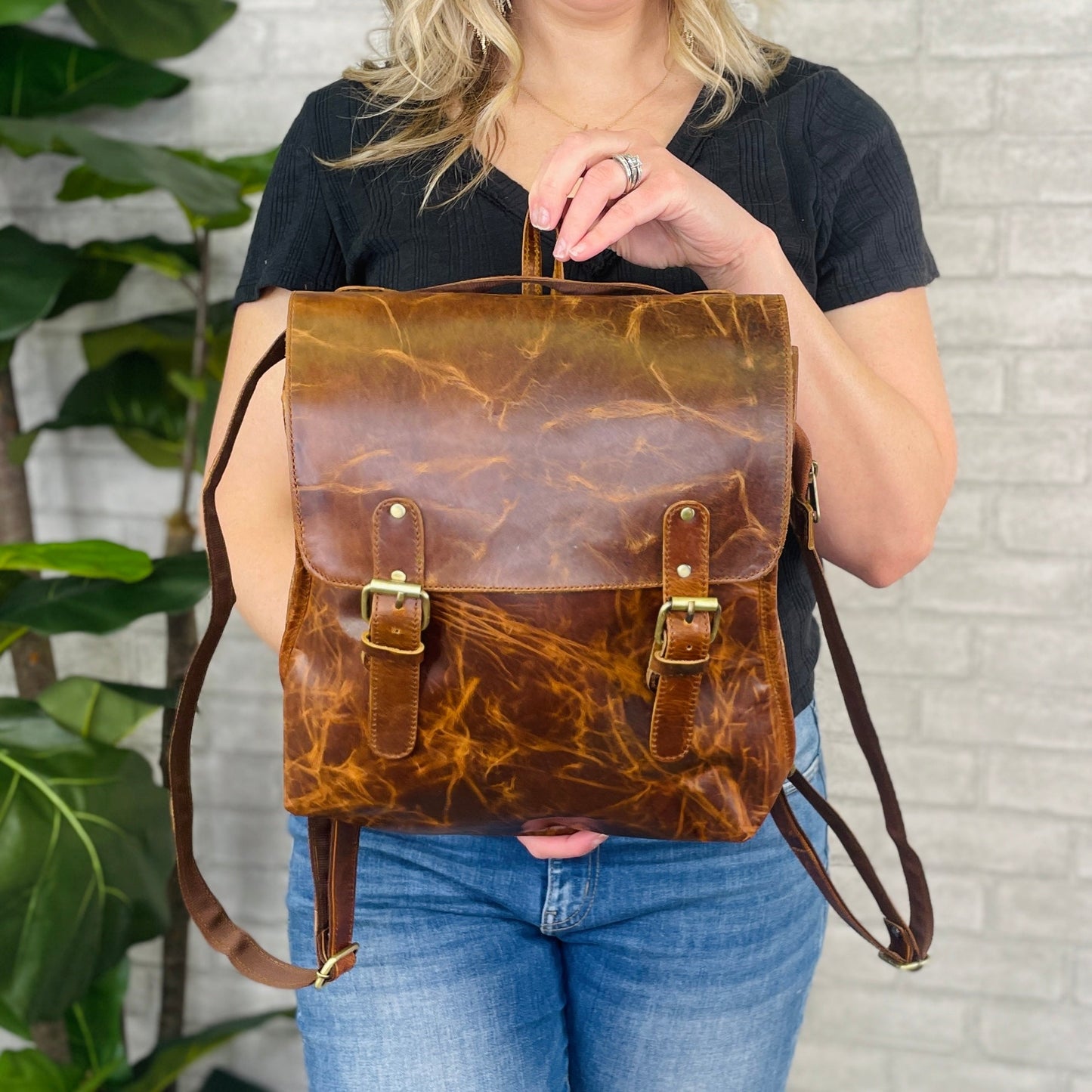 Ronnie Double Buckle Genuine Leather Backpack - Gray Bird