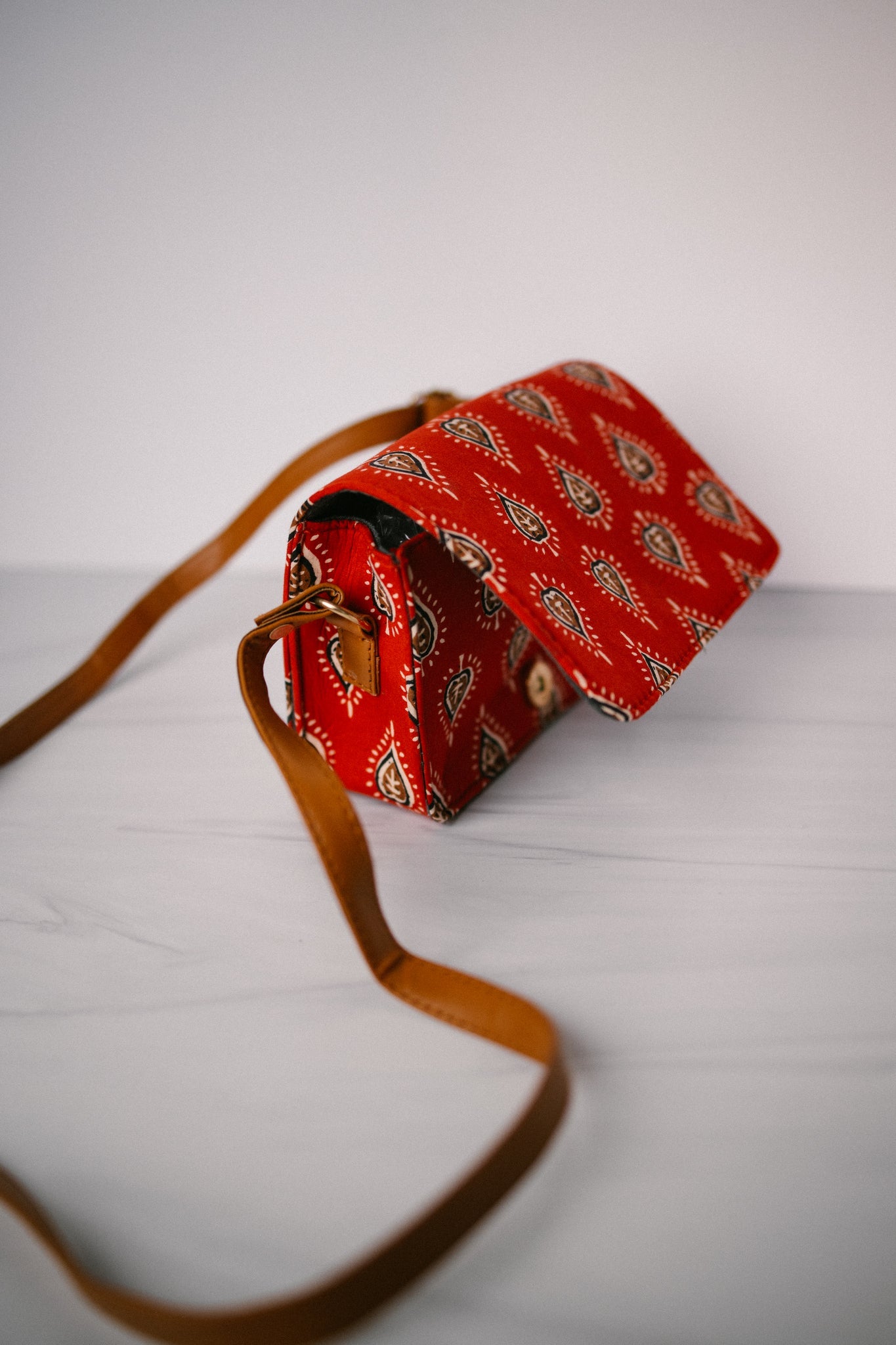 Indian Made Box Sling Purse- Red - Gray Bird Label