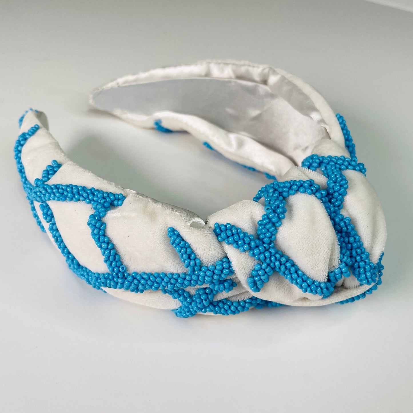 Preppy Blue & White Hand Seed Beaded Lattice Luxury Knot Headband - Gray Bird